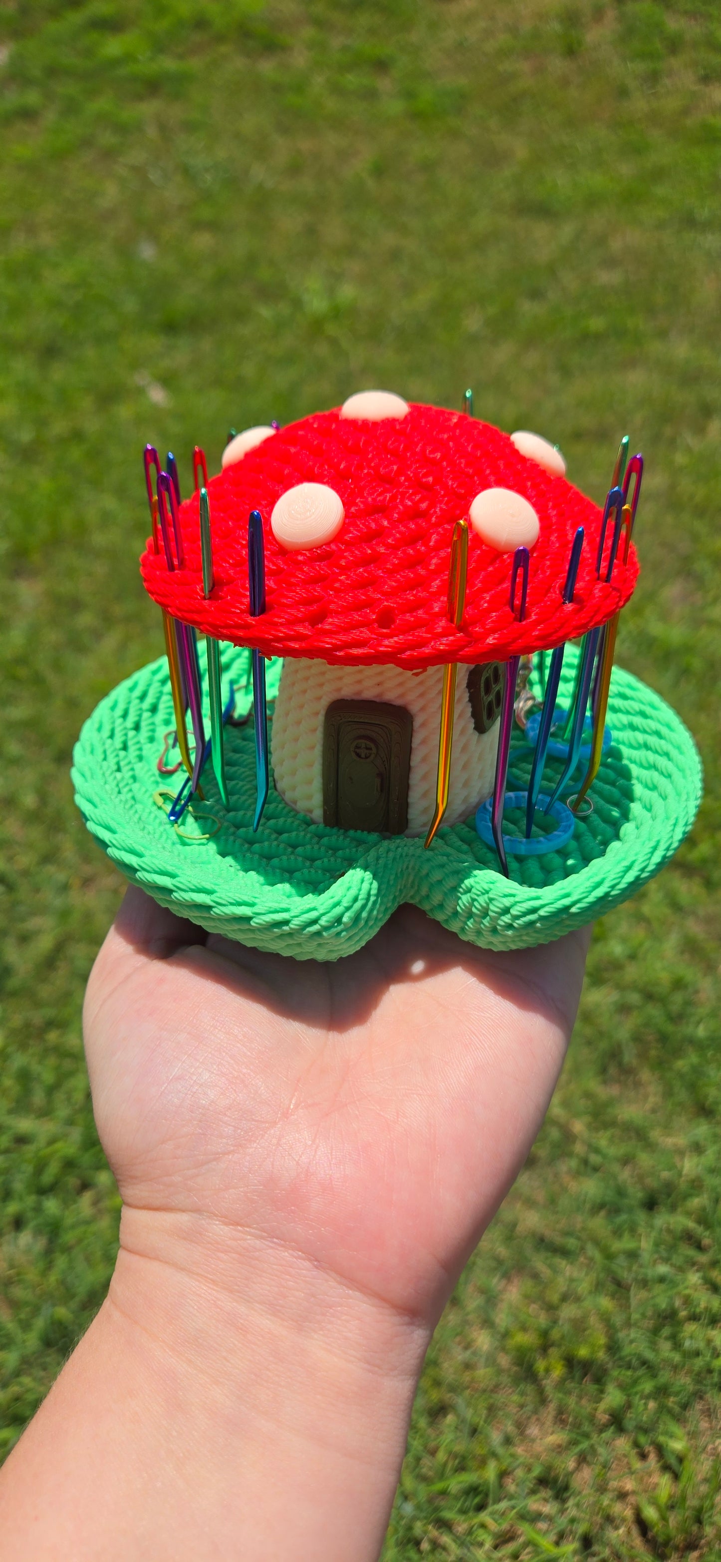 Mushy Needle Holder
